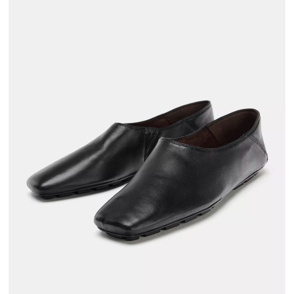 Zara Women's Black Leather Slip-On Loafers